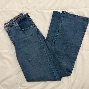 725 Levi's High Rise Bootcut Jeans